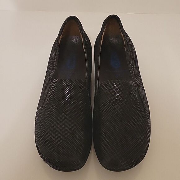 Wolky Perls Loafer Women Comfort Shoe Slip on Flat Black 37 - Picture 2 of 8